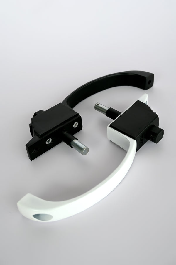 Bottom Handle
